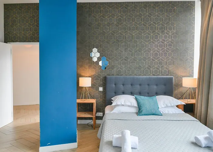 Sacre-Coeur Modern 4Bd With Sauna For 10 Guests!